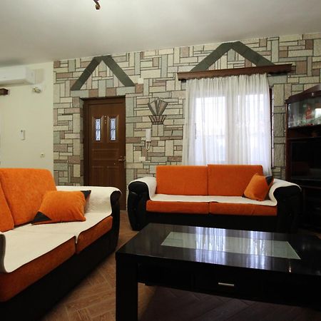 Garden Villa Dhesara Ксамил Экстерьер фото
